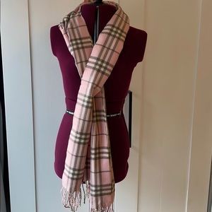 100% cashmere pink and gray plaid scarf